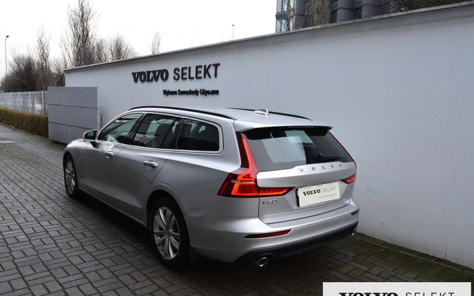 Volvo V60 cena 138800 przebieg: 43206, rok produkcji 2022 z Poznań małe 232